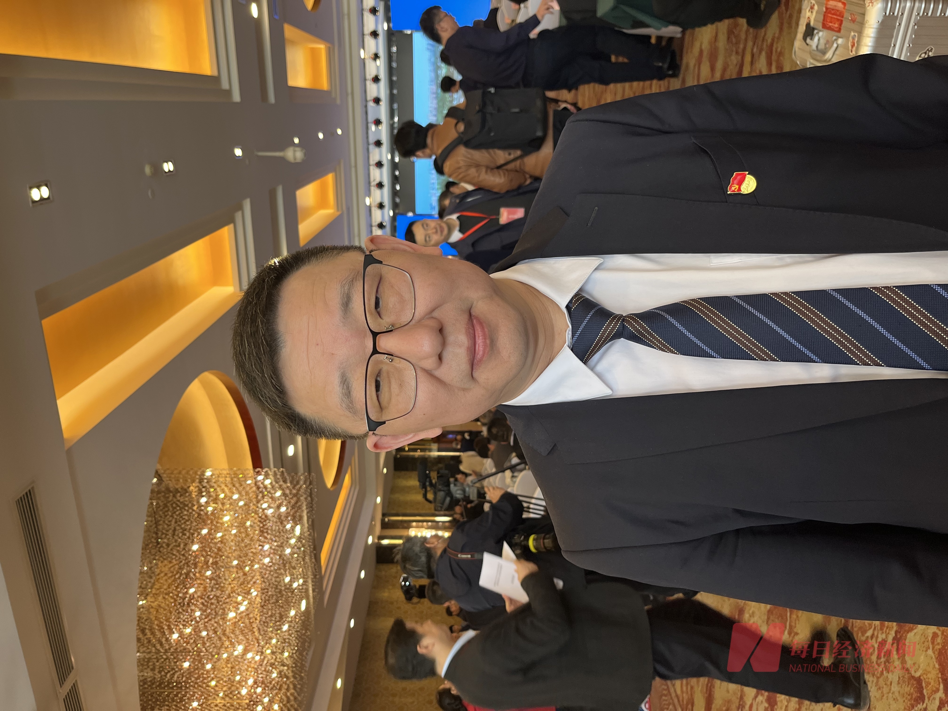 专访方大集团副总裁徐志新：民营企业将在更加开放透明的政策与市场环境下持续发挥灵活机制优势(图1)