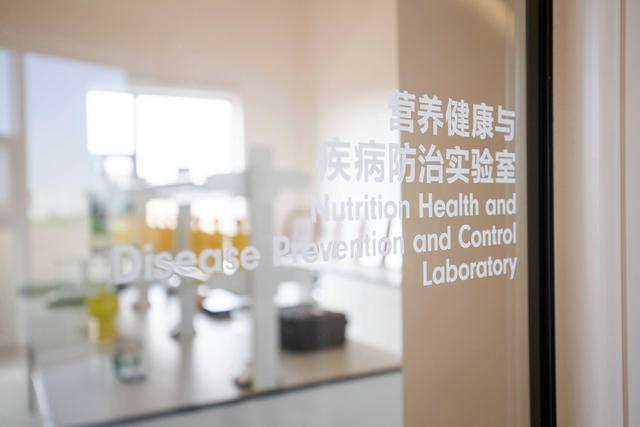 新中有你丨鄂尔多斯羊绒集团：以绿色科技重塑全球羊绒产业新标杆【全景新闻】(图4)