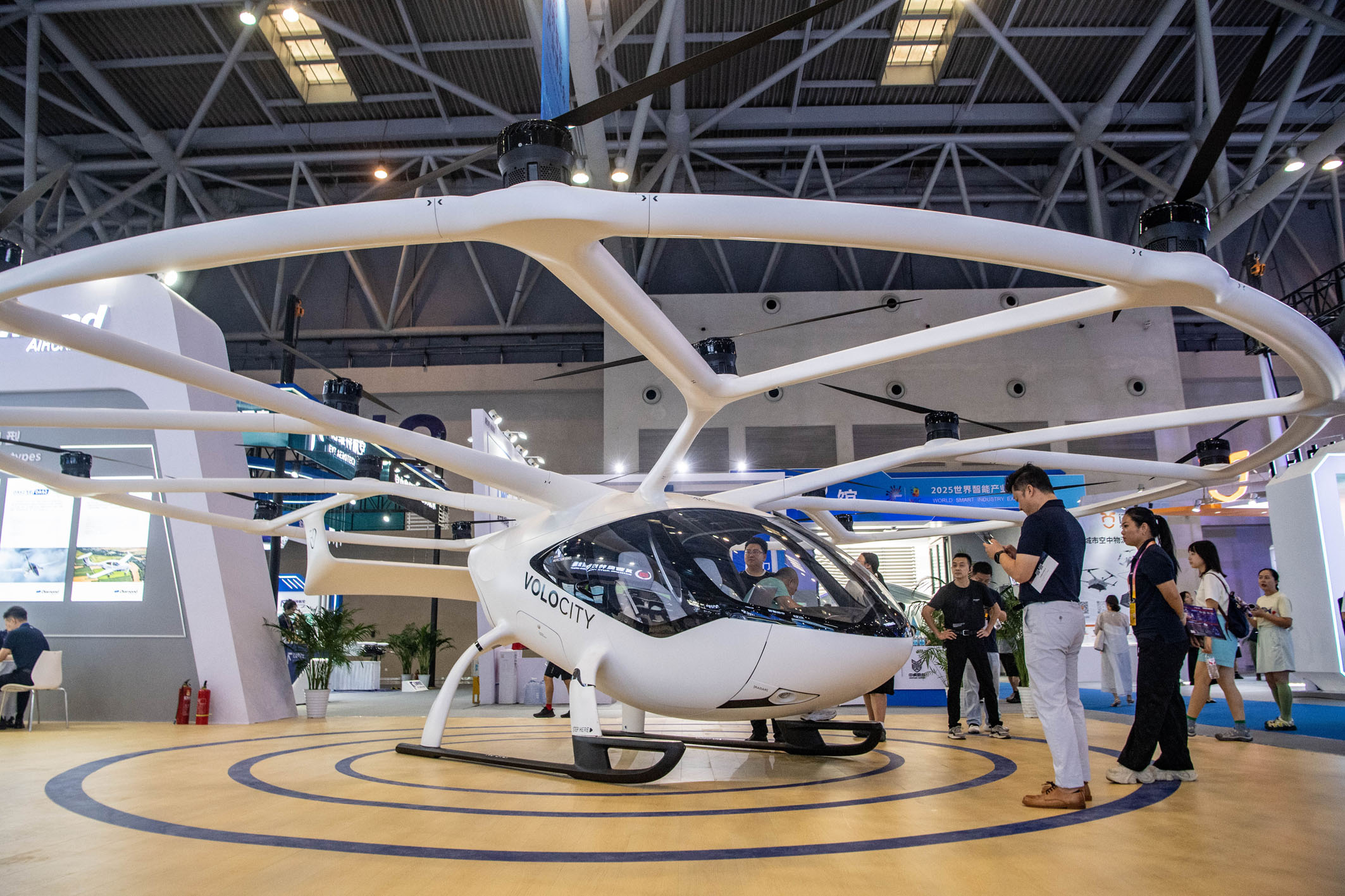 多方合力推动绿色低碳产业持续健康发展