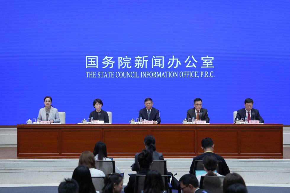 PM25降幅超16%：见证“烟囱林立”到“天空蓝”的民生温度(图1)