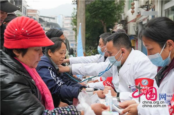 【新程策论】健康是民生之基将医疗资源延伸至群众家门口