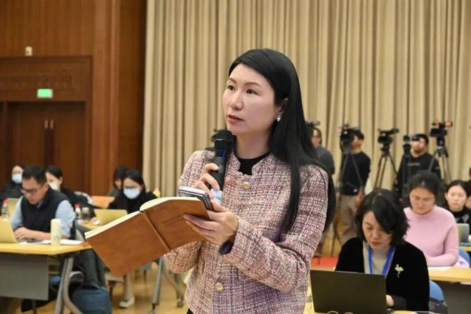 七问七答！大气环境司司长：让蓝天白云成为幸福生活的底色(图6)