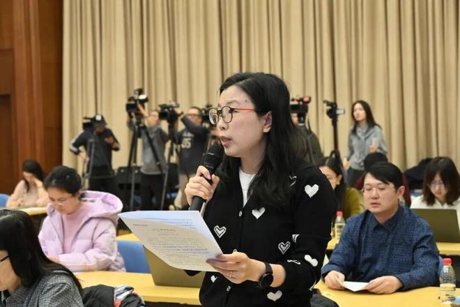 七问七答！大气环境司司长：让蓝天白云成为幸福生活的底色